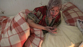 Turkish Granny Pisses in Front of Step Son – Hairy Mature Pussy Close-Up